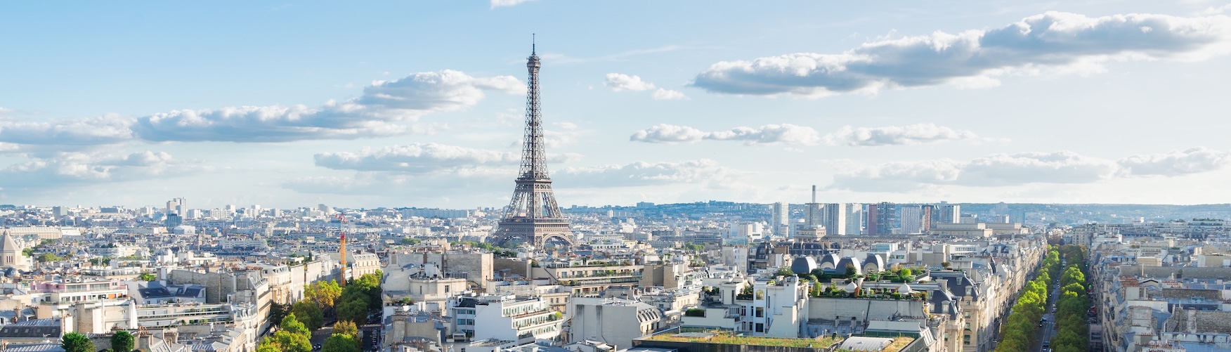 Przedłużony weekend w Paryżu za 999 PLN. Loty z Krakowa i hotel na 3 dni