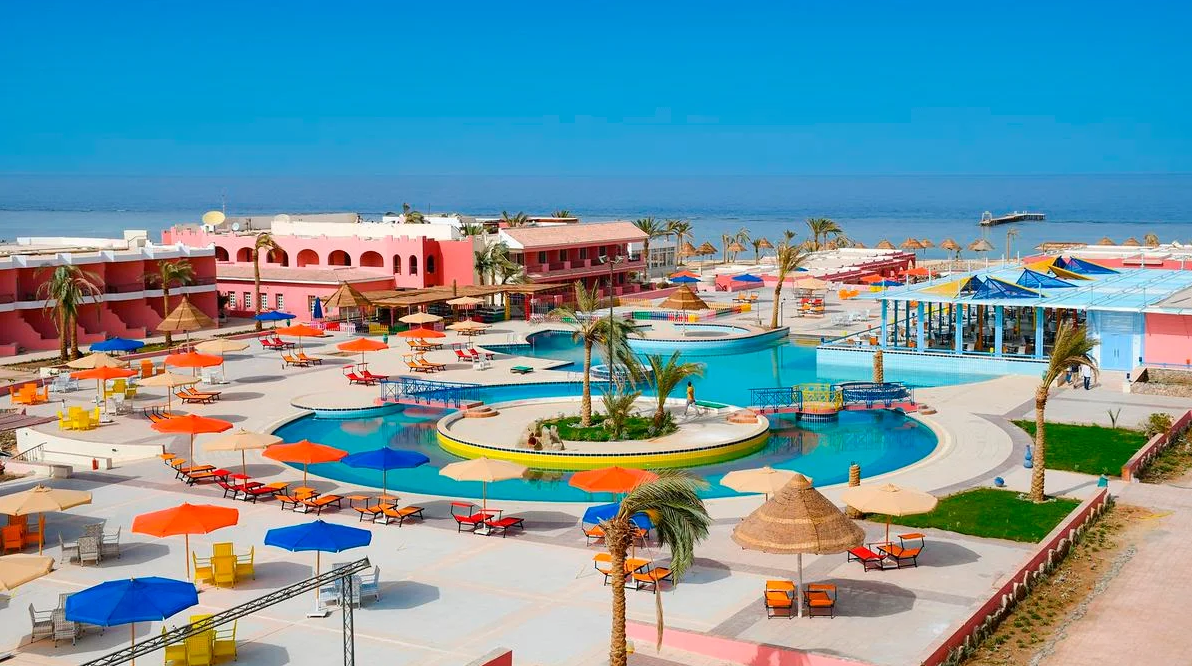 W stronę egipskiego słońca ☀️ All inclusive w niemal 30°C od 1899 PLN 😎