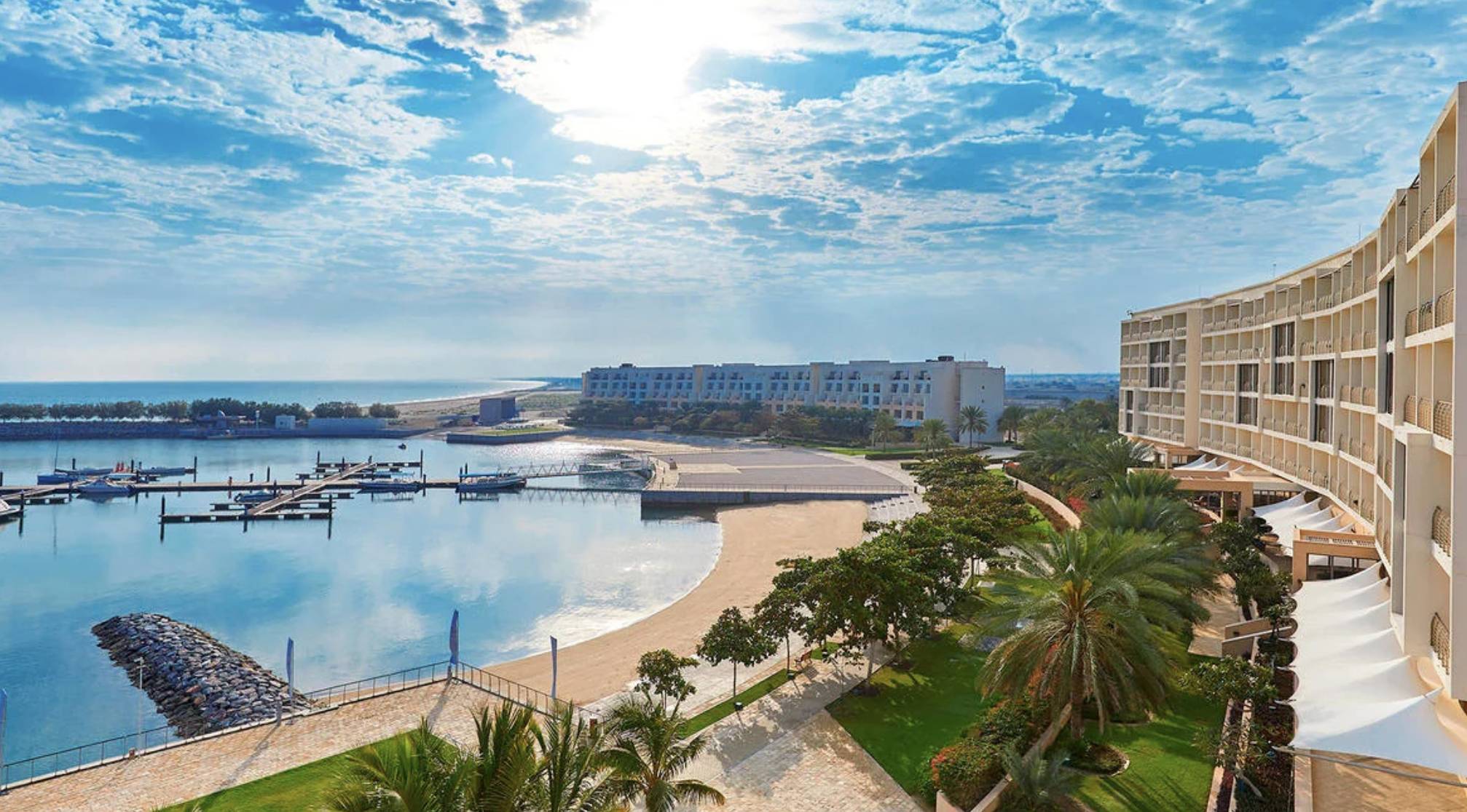 Egzotyka na wyciągnięcie ręki 😍 All inclusive w Omanie w 4* hotelu przy plaży za 2999 PLN 🔥