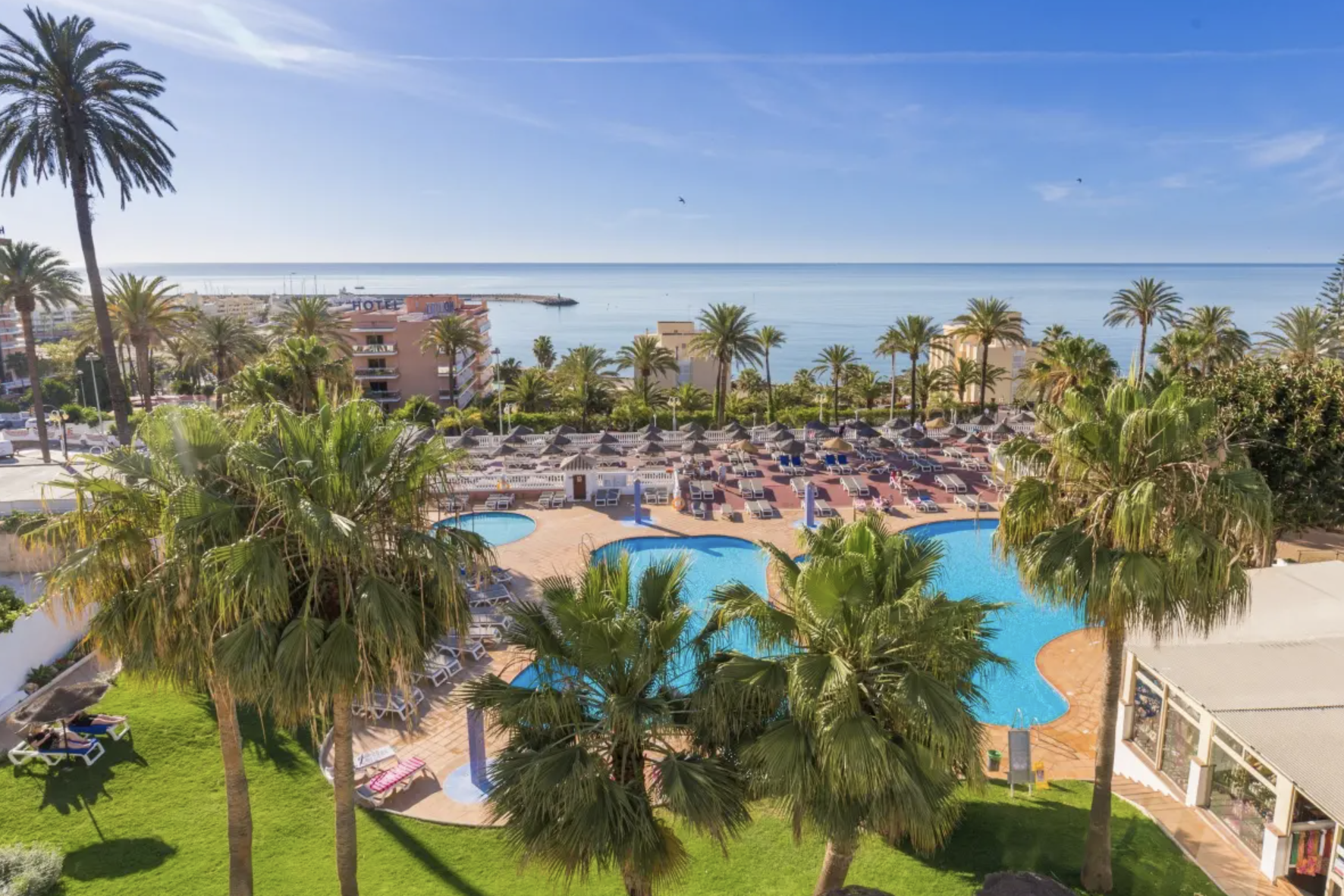 Wczasy w Hiszpanii: 7 dni w 4* hotelu z wyżywieniem na Costa del Sol za 1740 PLN. Wylot z Wrocławia
