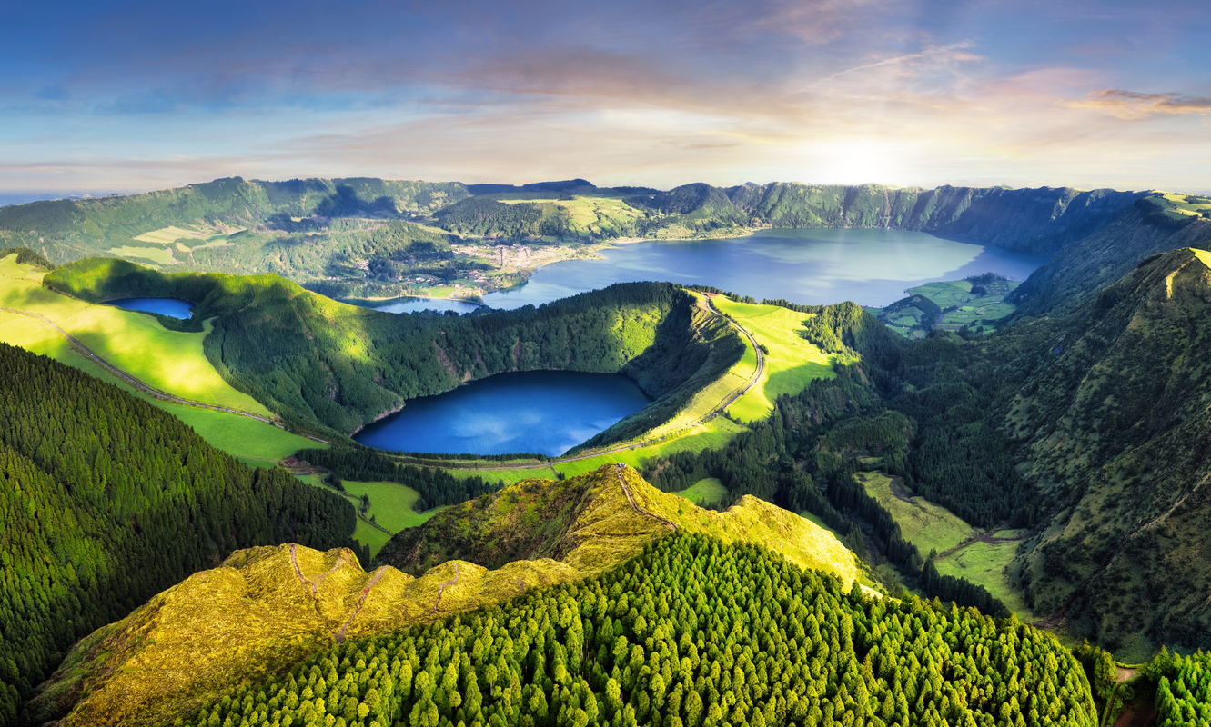 😍😱 Ale podróż 😍😱 Lizbona + Azory (Ponta Delgada, Terceira i Pico) od 844 PLN 🇵🇹🔥