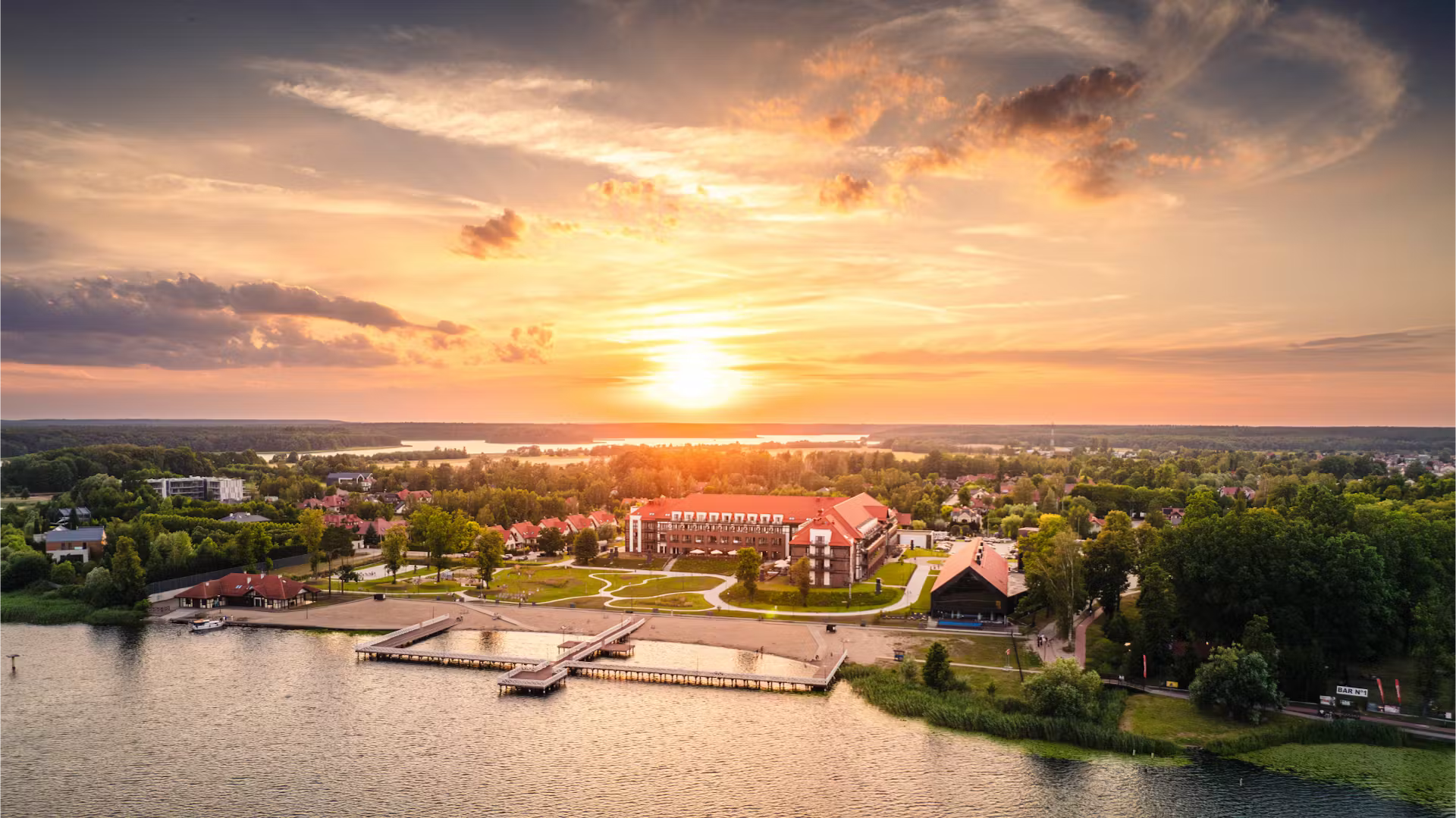 Kraina Tysiąca Jezior: 5* Lake Hill Mazury Resort & SPA ze śniadaniami od 322 PLN/pokój