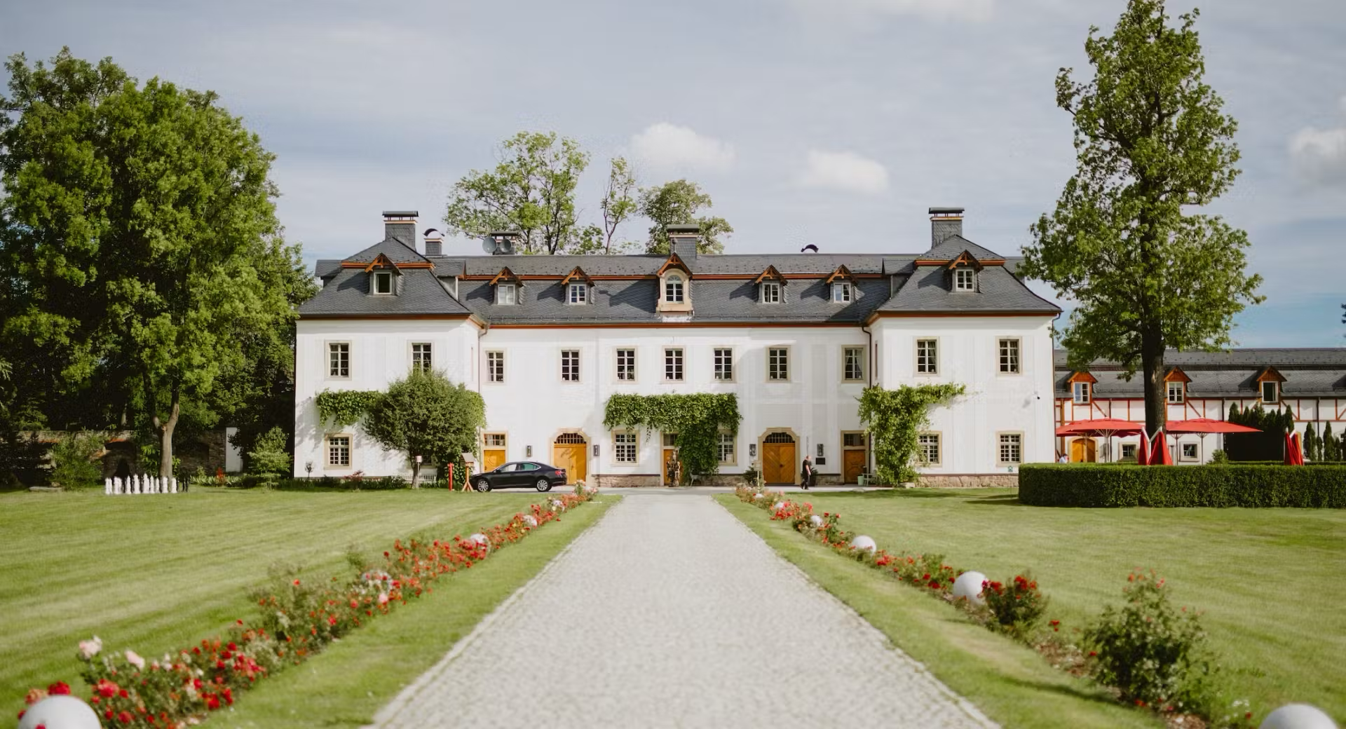 Luksus w Karkonoszach: 5* hotel Pałac Pakoszów ze śniadaniami od 369 PLN/pokój