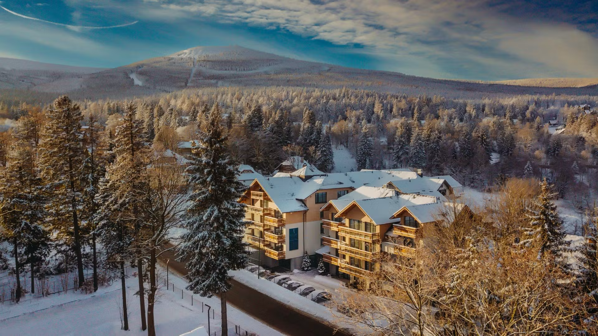 Karkonosze: FIVE SEASONS i Five Seasons One Szklarska Poręba ze śniadaniami od 249 PLN/pokój