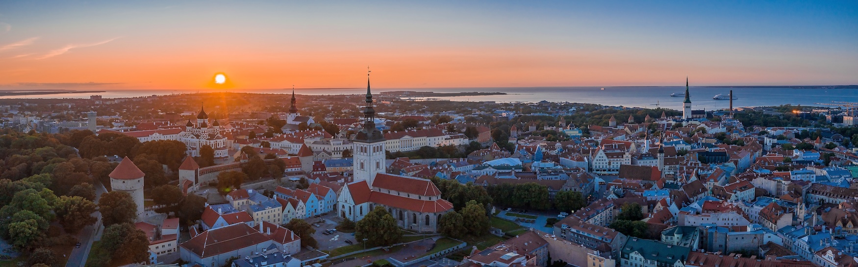 Wyprzedaż w Air Baltic: Loty do Wilna, Rygi i Tallina z Krakowa od 379 PLN