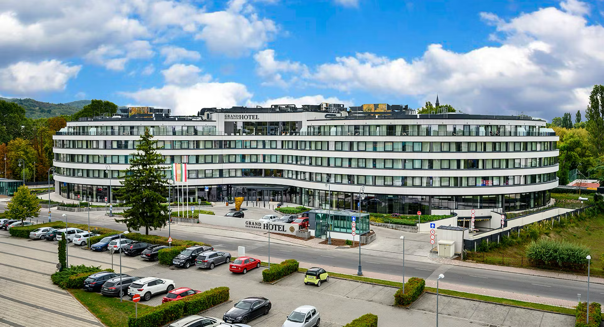 Relaks nad Dunajem: 4* Grand Hotel Esztergom z wyżywieniem od 437 PLN/pokój