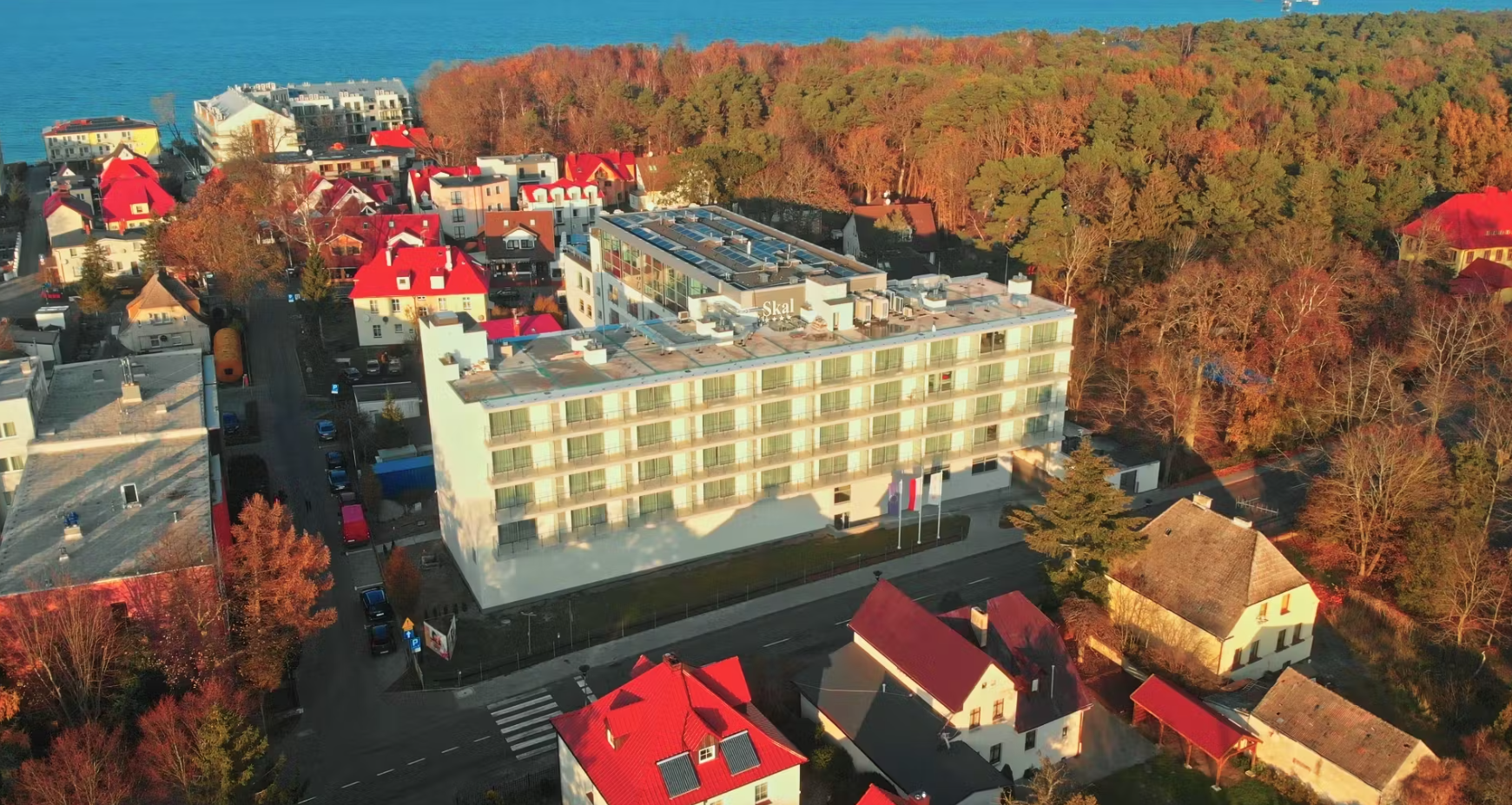 Bałtyk to zawsze dobry pomysł ♥️ 4* hotel w lubianym Ustroniu Morskim w świetnej cenie 🌊