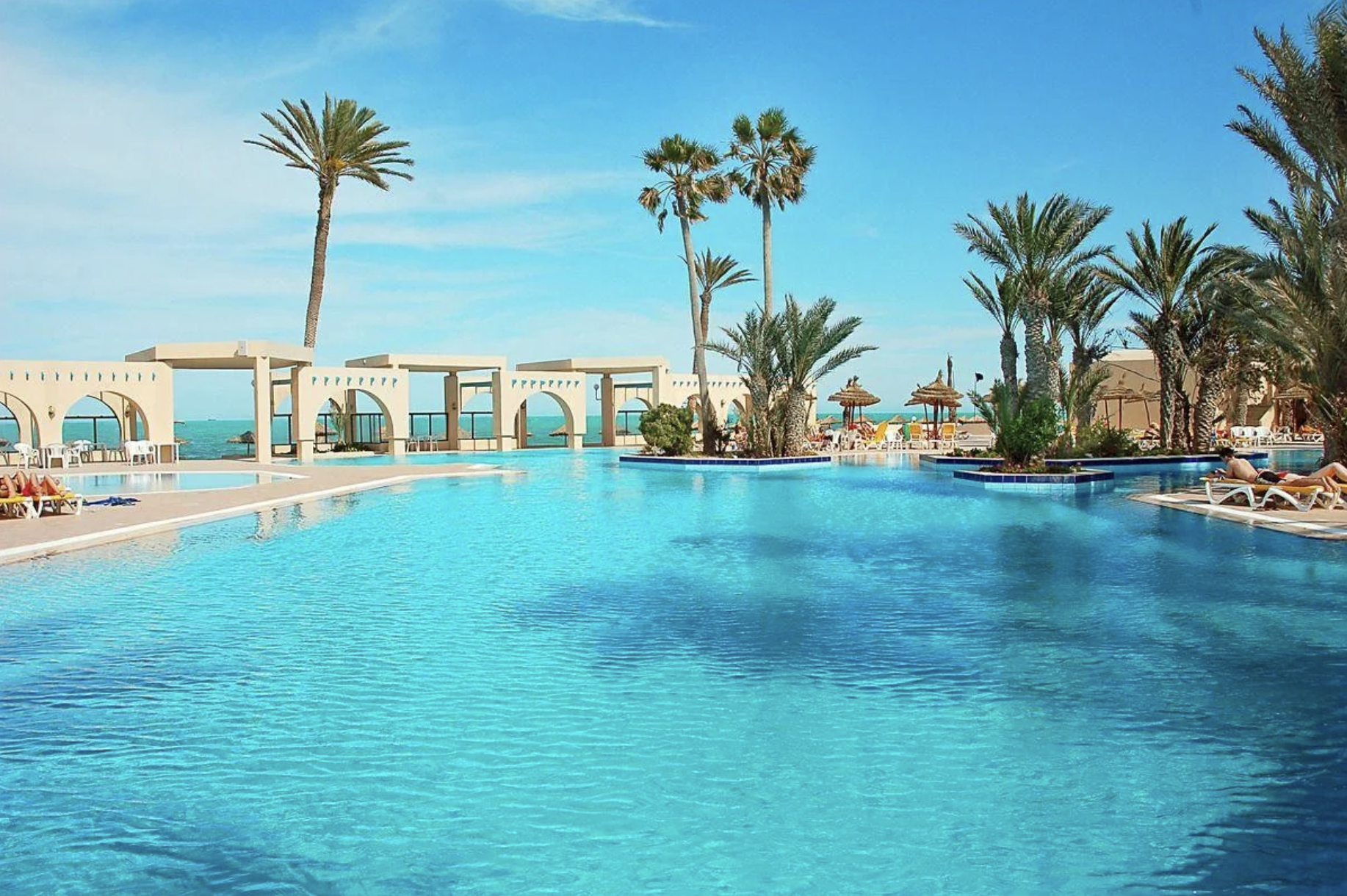 Wczasy w Tunezji: 7 dni na Dżerbie w 4* hotelu z all inclusive od 2479 PLN. Wyloty z Katowic i Warszawy