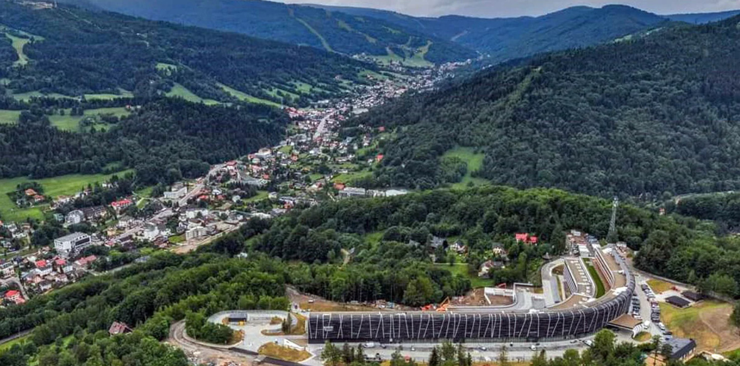 Relaks w Beskidach: noclegi (z wyżywieniem) w 4* hotelu Mercure Szczyrk od 799 PLN/pokój