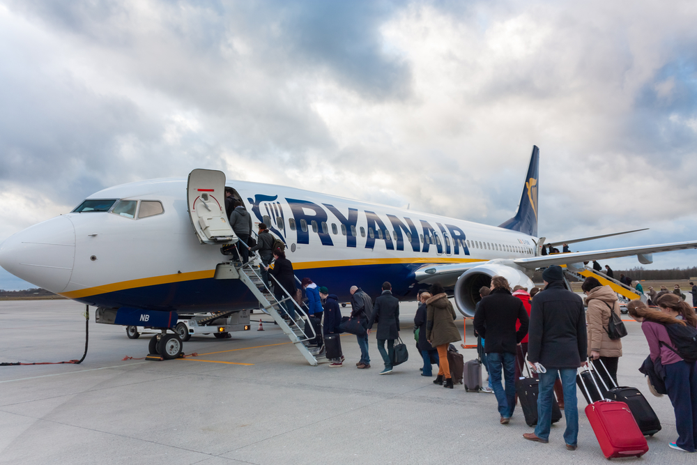 Ryanair będzie częściej sprawdzał nam wymiary bagażu podręcznego. Chcesz „oszukać system”? Słono zapłacisz