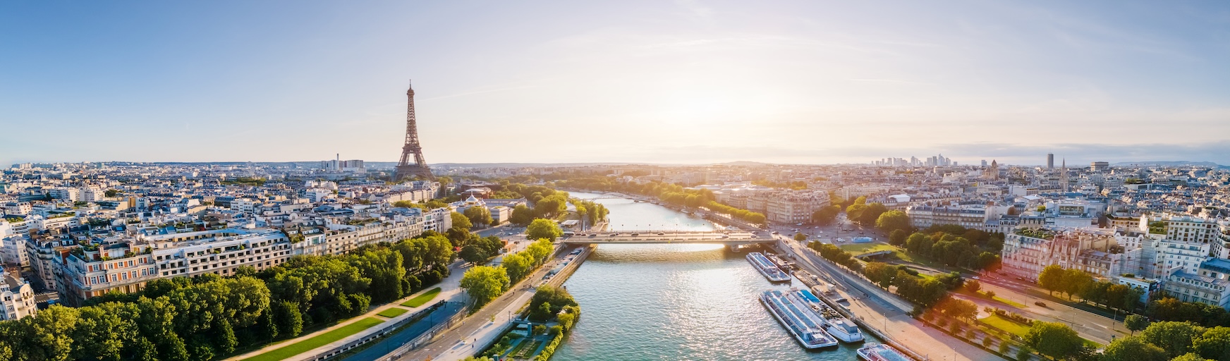 Zakochaj się w mieście miłości 💙🤍❤️ Przedłużony weekend w Paryżu za 893 PLN 💫