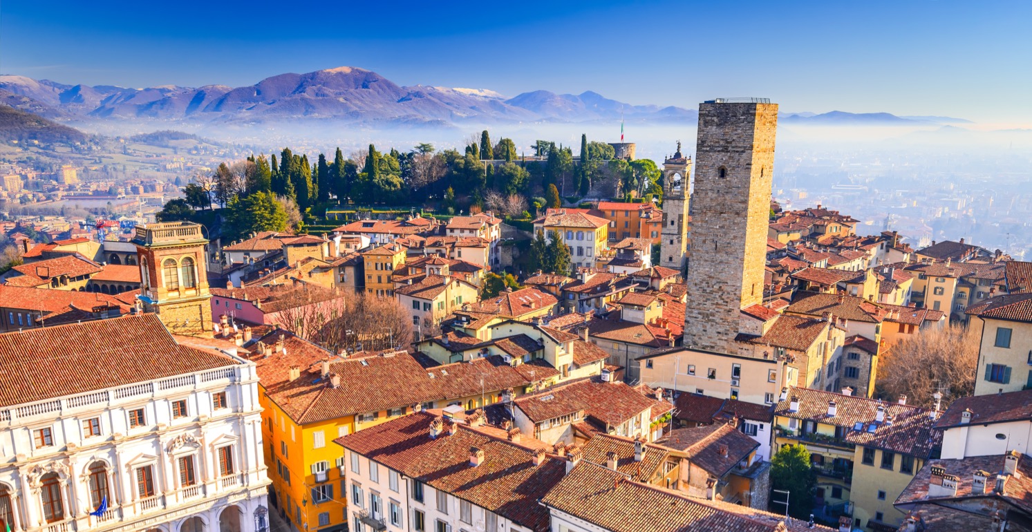 Zrób prezent na walentynki ♥️ Zbiór lotów na weekend po Europie i Polsce od 141 PLN ✈️