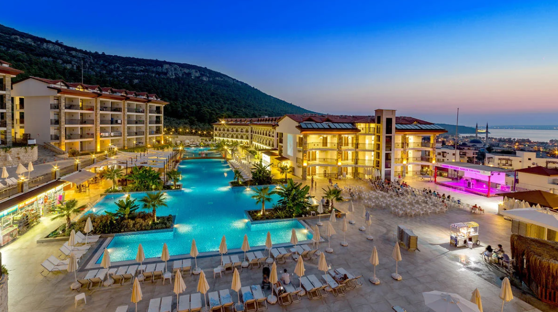 Majówka w Turcji na wypasie: tydzień w 4* hotelu z ultra all inclusive od 2669 PLN. Wyloty z 4 miast