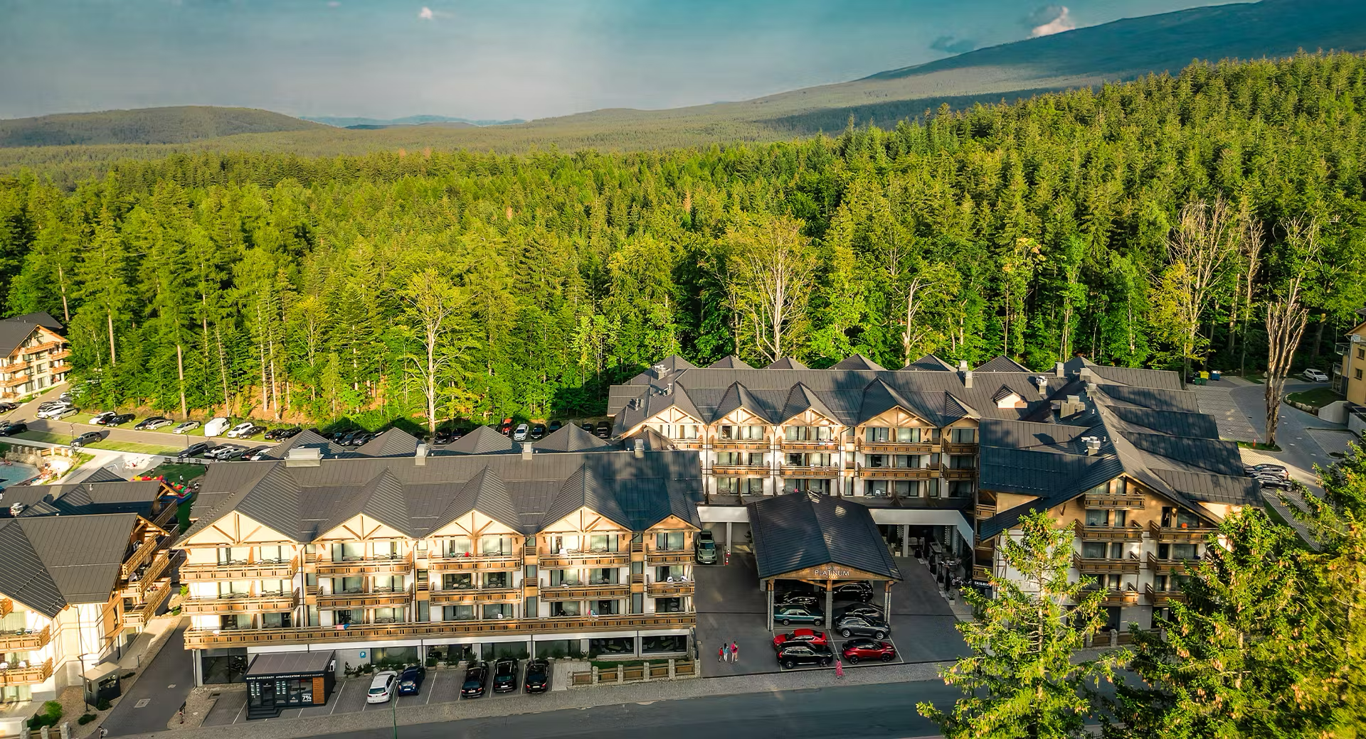 Karkonosze w wersji premium 🏔️✨ 5* hotel ze strefą spa, u podnóża Szrenicy 🥾