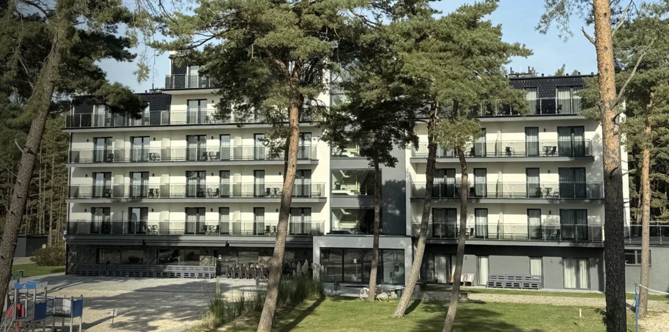 Rodzinny relaks w Łebie 🌊 Hotel kilka kroków przy plaży 😎 Pobyt dzieci gratis ❗️