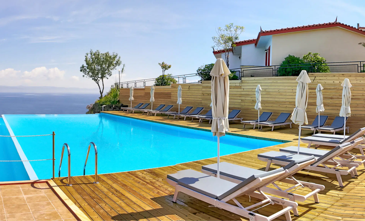 🌊 Grecka wyspa Lesbos czeka 🏝️ All inclusive w hotelu z widokiem na morze za 2276 PLN