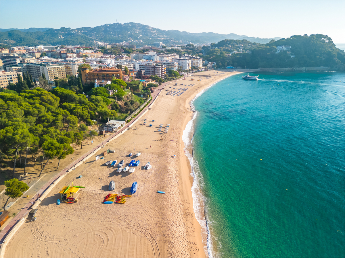 Promocja na wyjazd do Hiszpanii 👙⛱️ Lloret de Mar za 659 PLN z lotami i ⭐⭐⭐⭐ hotelem