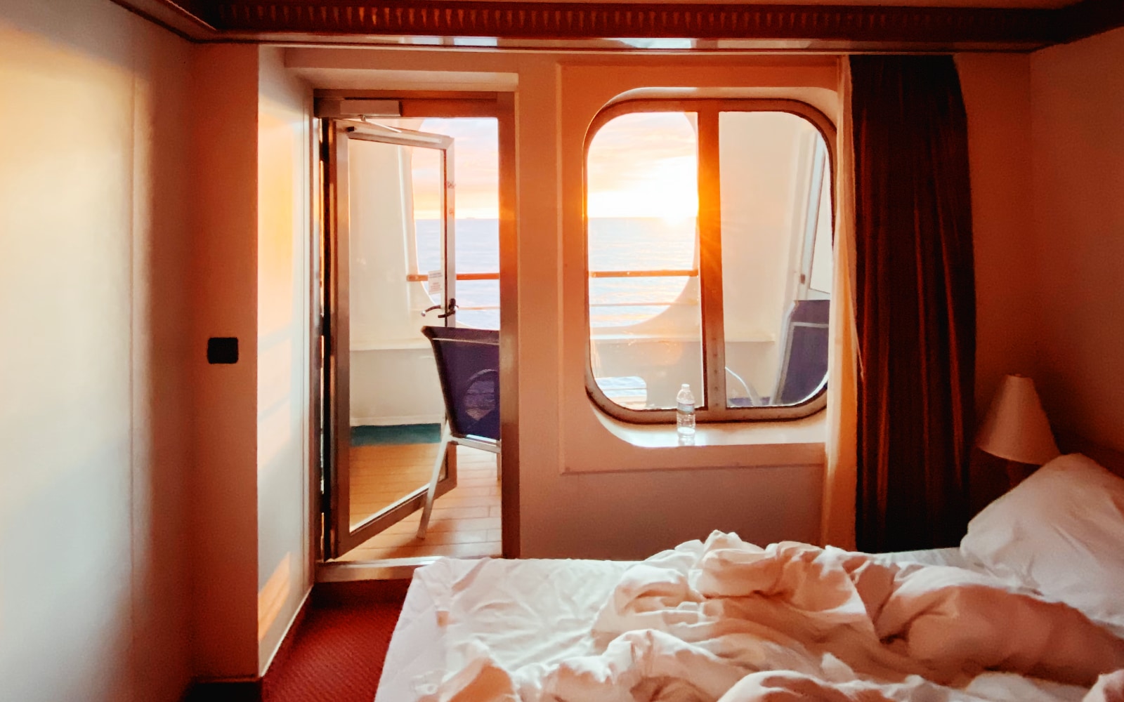 Mikrokosmos na morzu – jak wygląda życie na statku wycieczkowym Costa Smeralda?