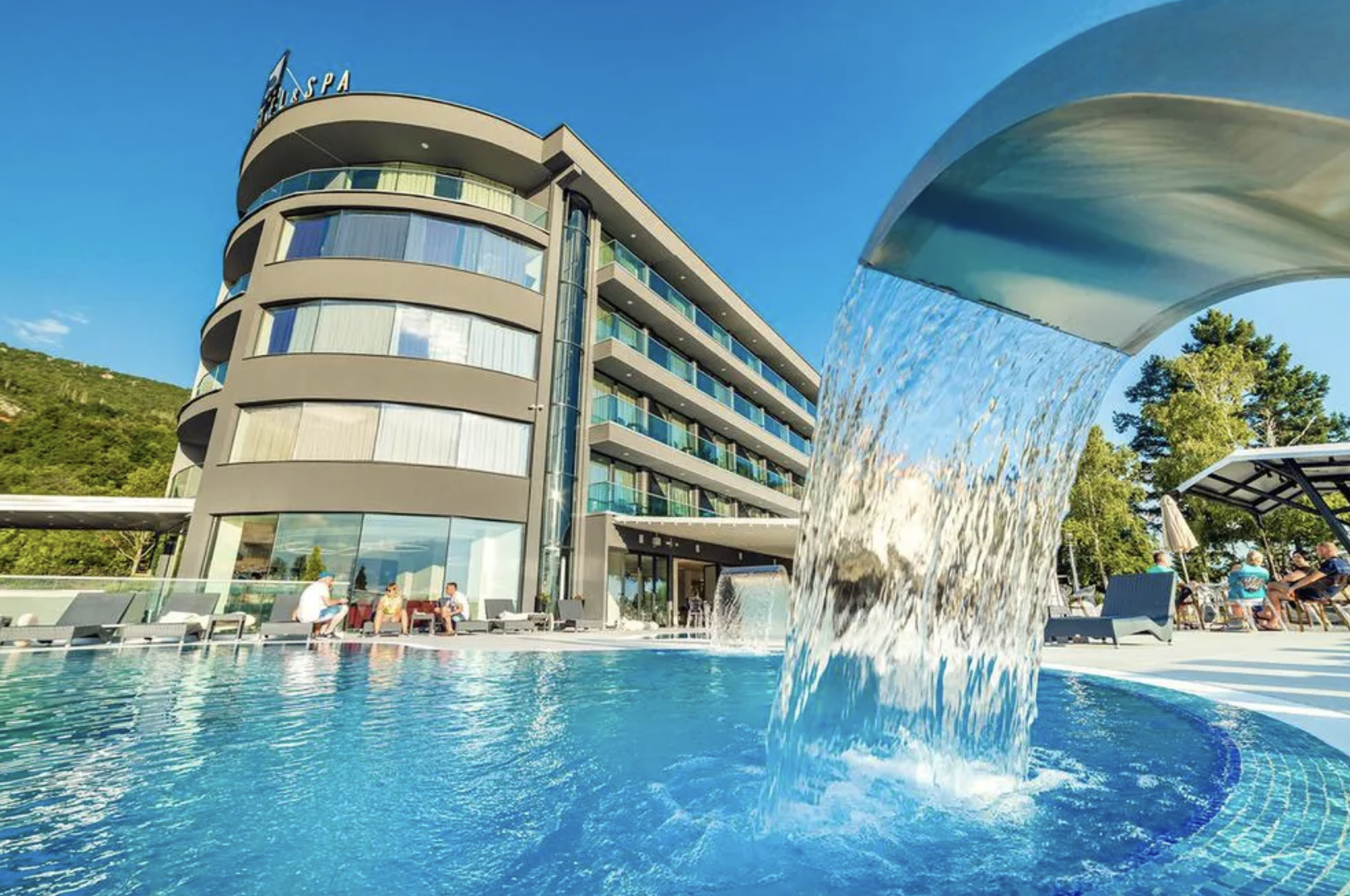 Wakacje nad Jeziorem Ochrydzkim 🌊🏨 4* hotel ze strefą spa za 2869 PLN