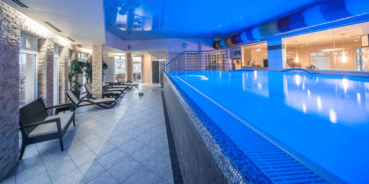 Nizina Śląska na bogato 🏰 4* hotel z basenem i strefą spa 🧖‍♀️ Panorama Karkonoszy 🏔️