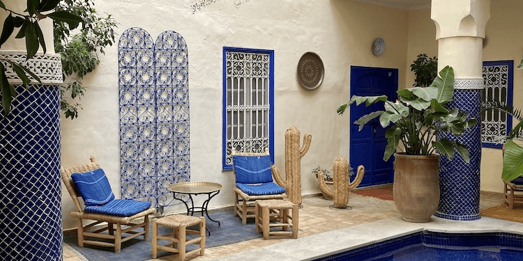 Marrakesz w tradycyjnym riadzie ☺️🧘‍♂️ Wakacyjna ucieczka za 965 PLN ☀️🐫