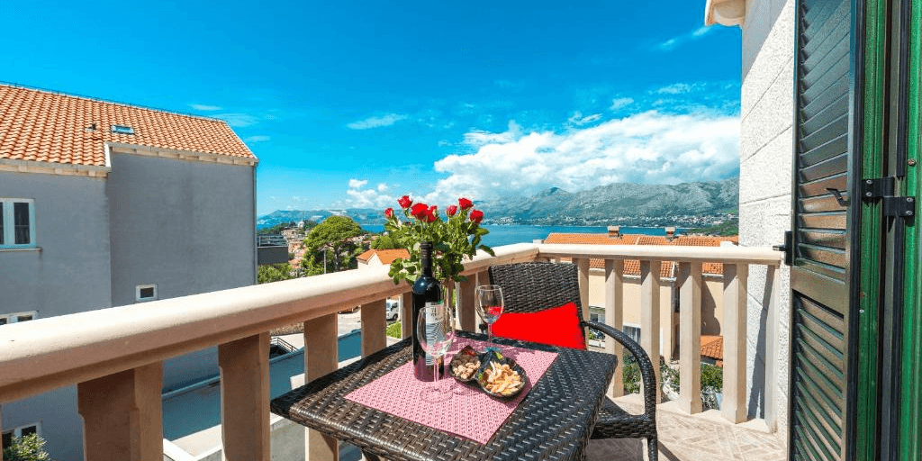 Wakacyjna wycieczka do Chorwacji 🏖️ Loty i noclegi w apartamencie za 1178 PLN 🇭🇷