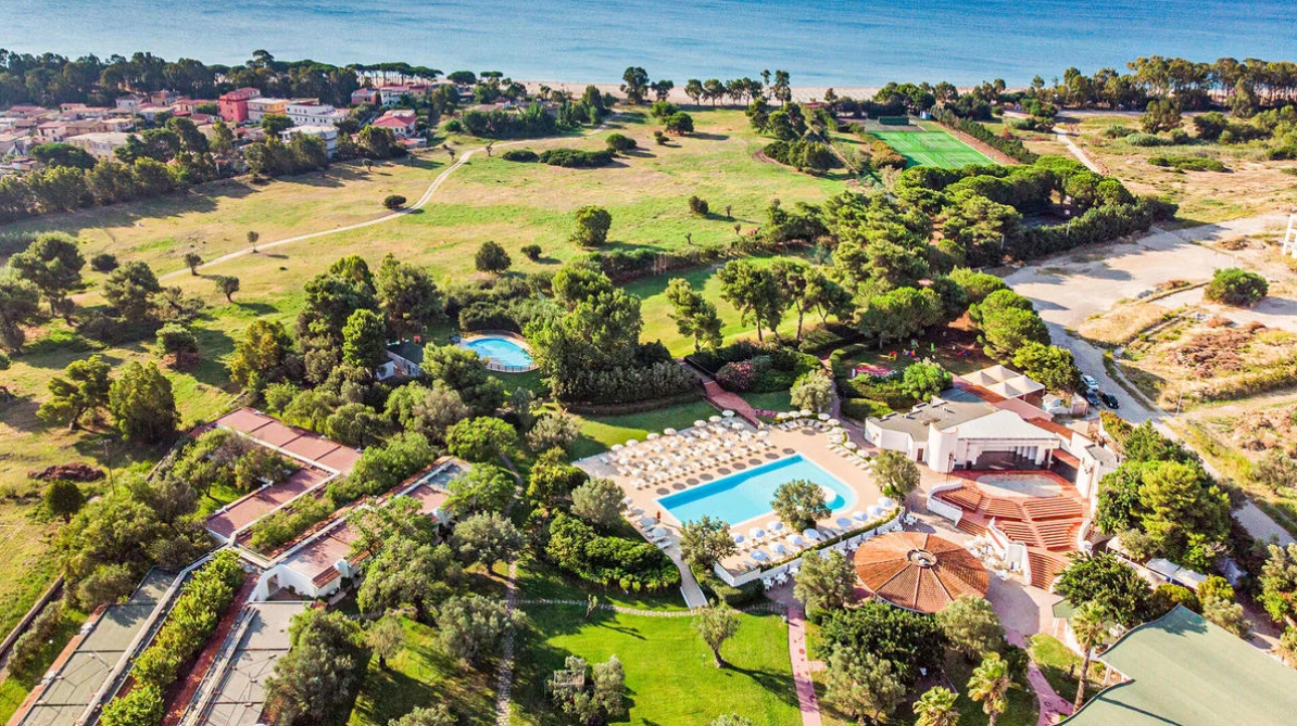 All inclusive po włosku 🍷☀️ Wakacyjny tydzień w 4* hotelu w Kalabrii za 2399 PLN 🌴😎