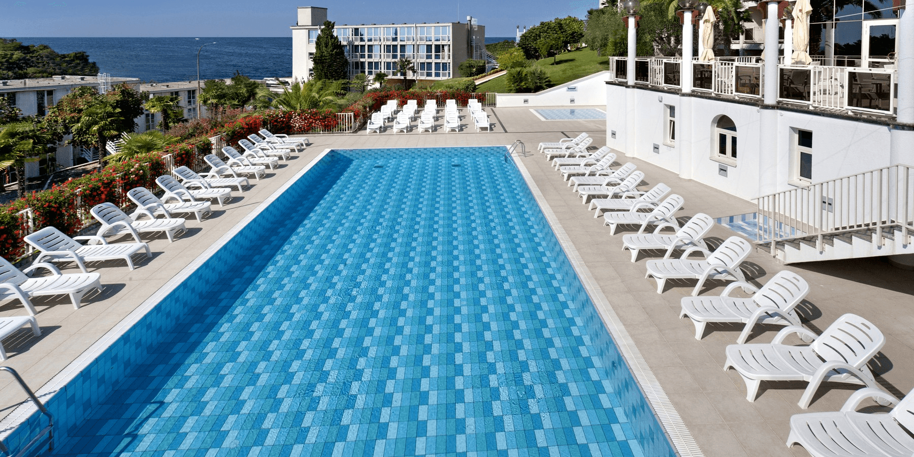 Chorwacka Istria czeka na ciebie 🏝️ 🌊 Hotel z widokiem na morze za 2199 PLN