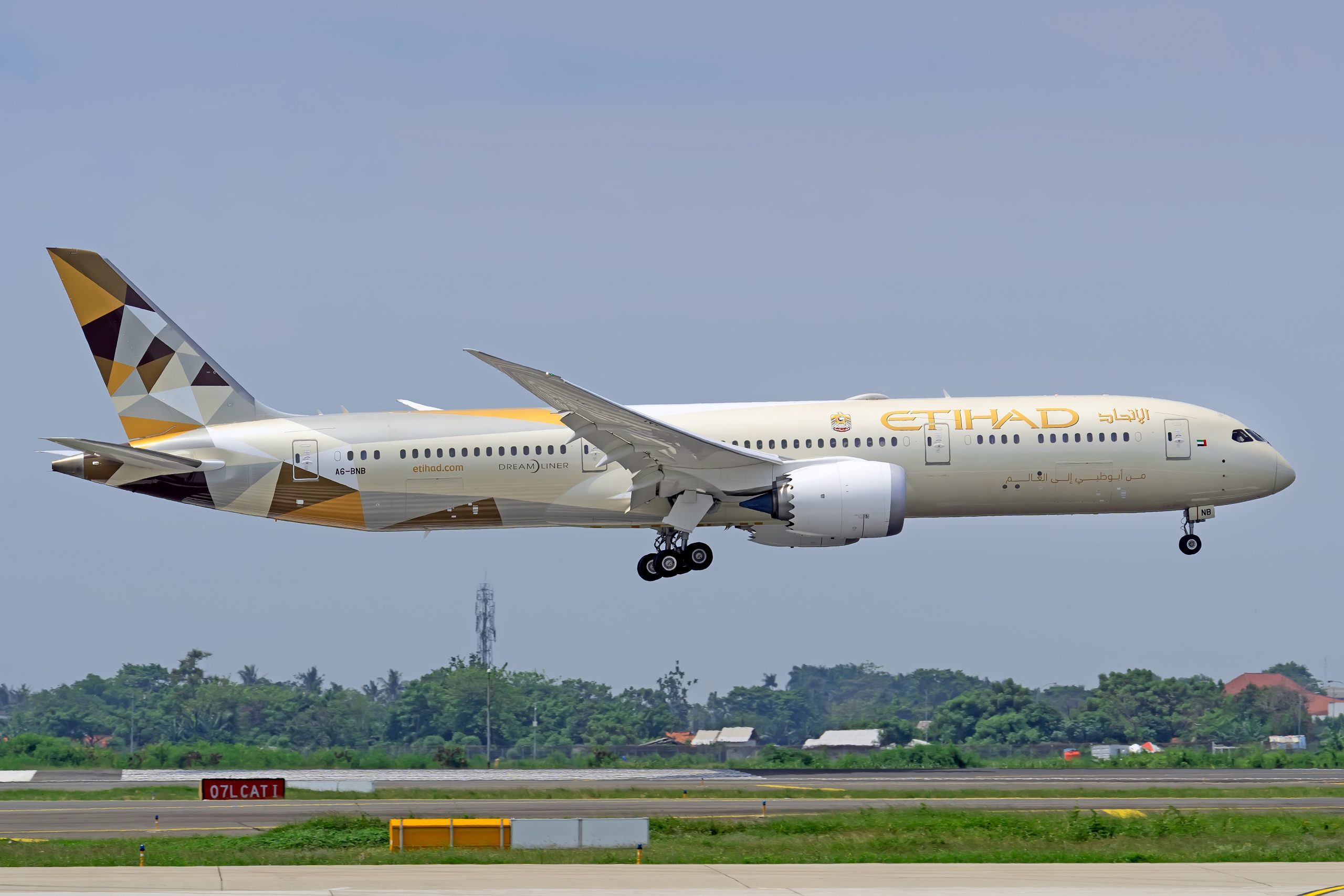 Etihad chce latać nawet 2 razy dziennie z Warszawy! „Bilety sprzedają się świetnie, wynik jest imponujący”