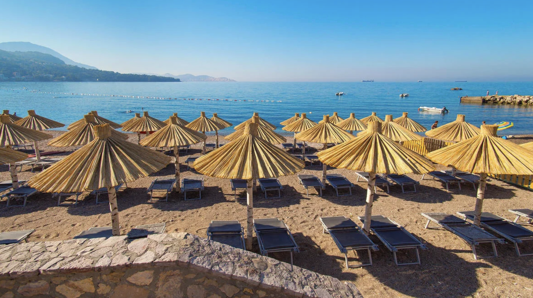 Gorące Bałkany i chłodne drinki 🌴🍸 Tydzień w 4⭐ hotelu z wyżywieniem w Czarnogórze za 2599 PLN 🏖️