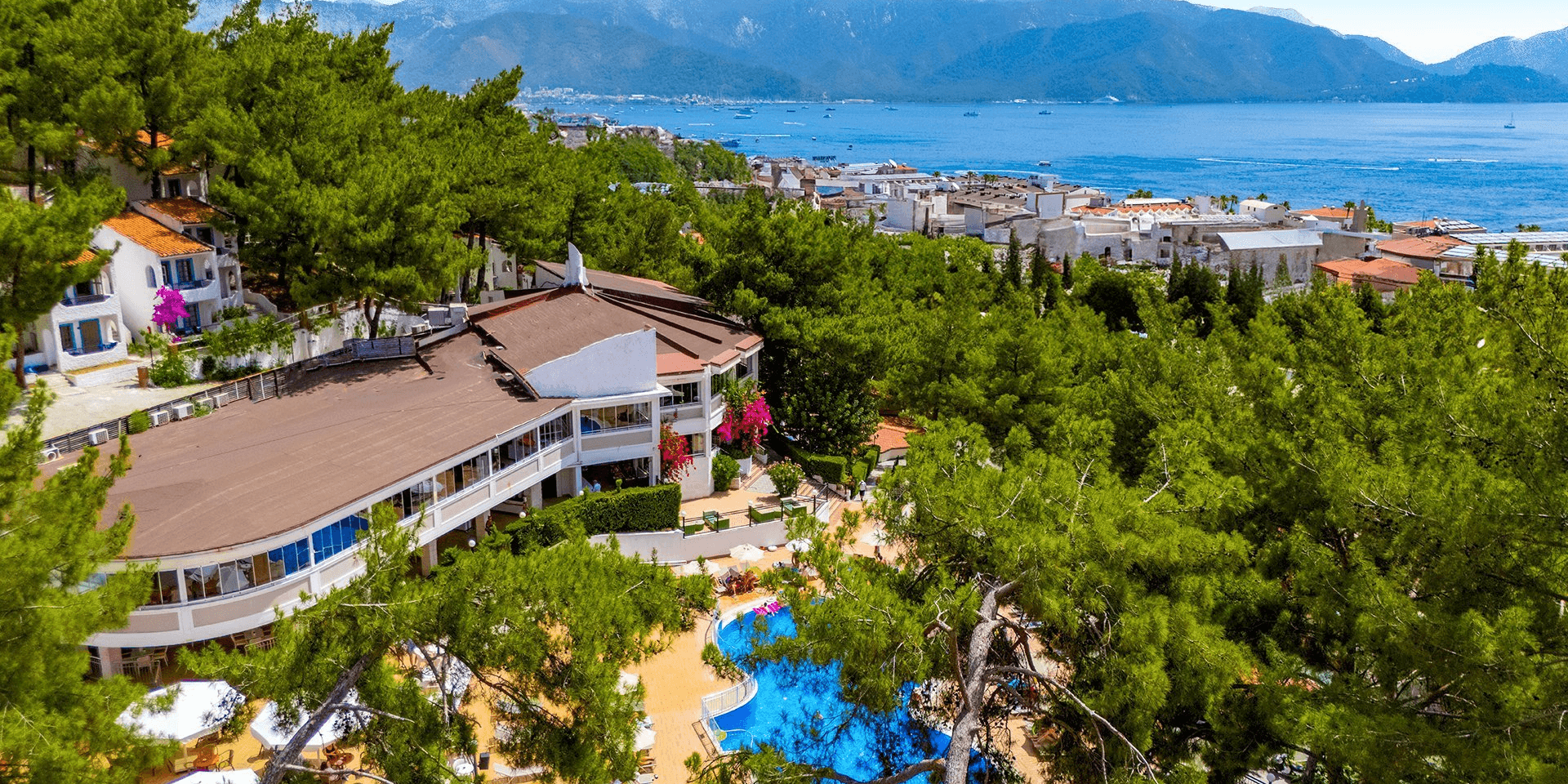 Lipcowy tydzień w Turcji 🏖️ 4* hotel z all inclusive i zjeżdżalniami za 2499 PLN ☀️