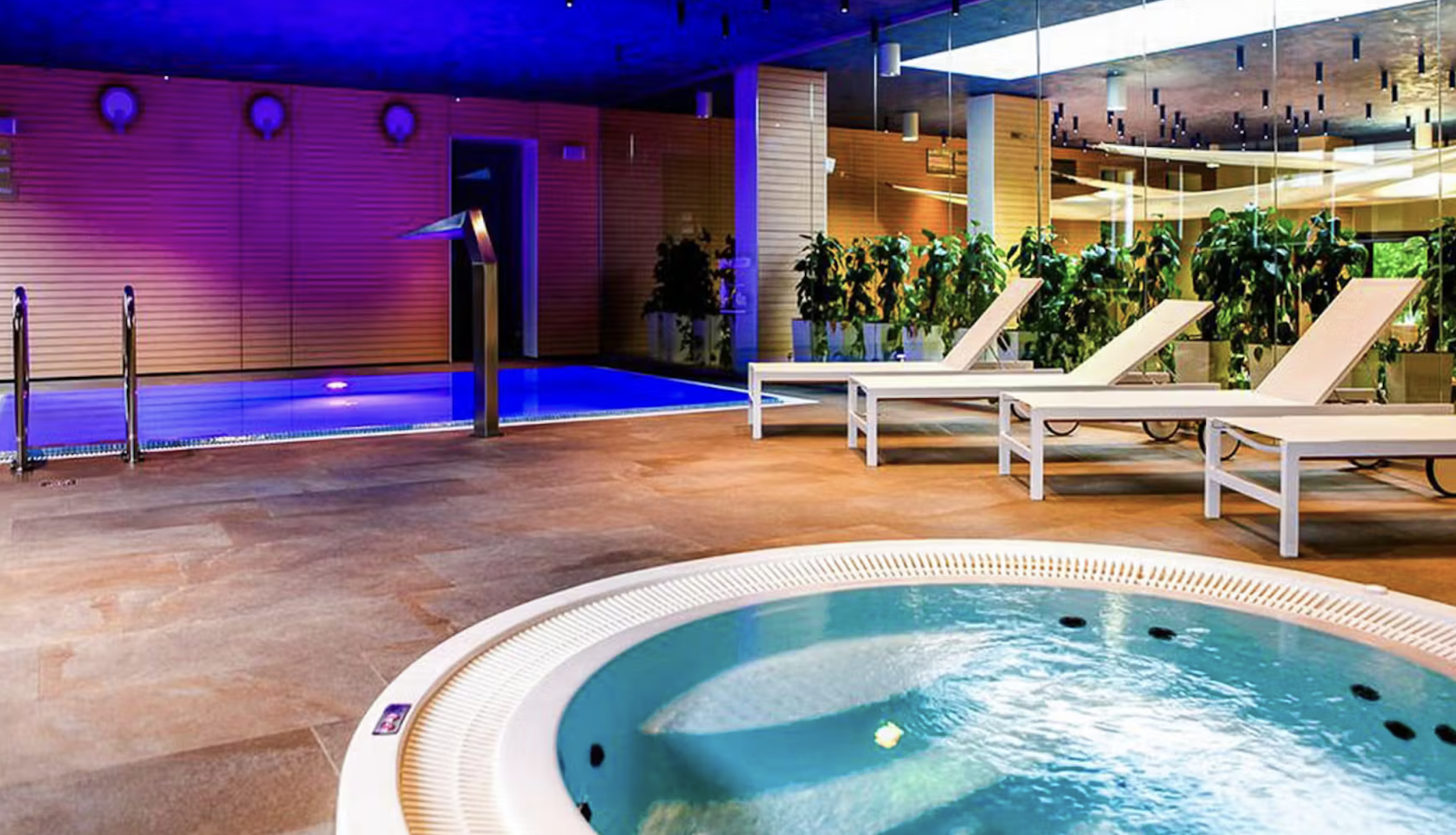 Morze, góry czy Mazury? 🎯 Wakacyjna ruletka na Travelist.pl 🔥 Sprawdź świetne hotele ☀️