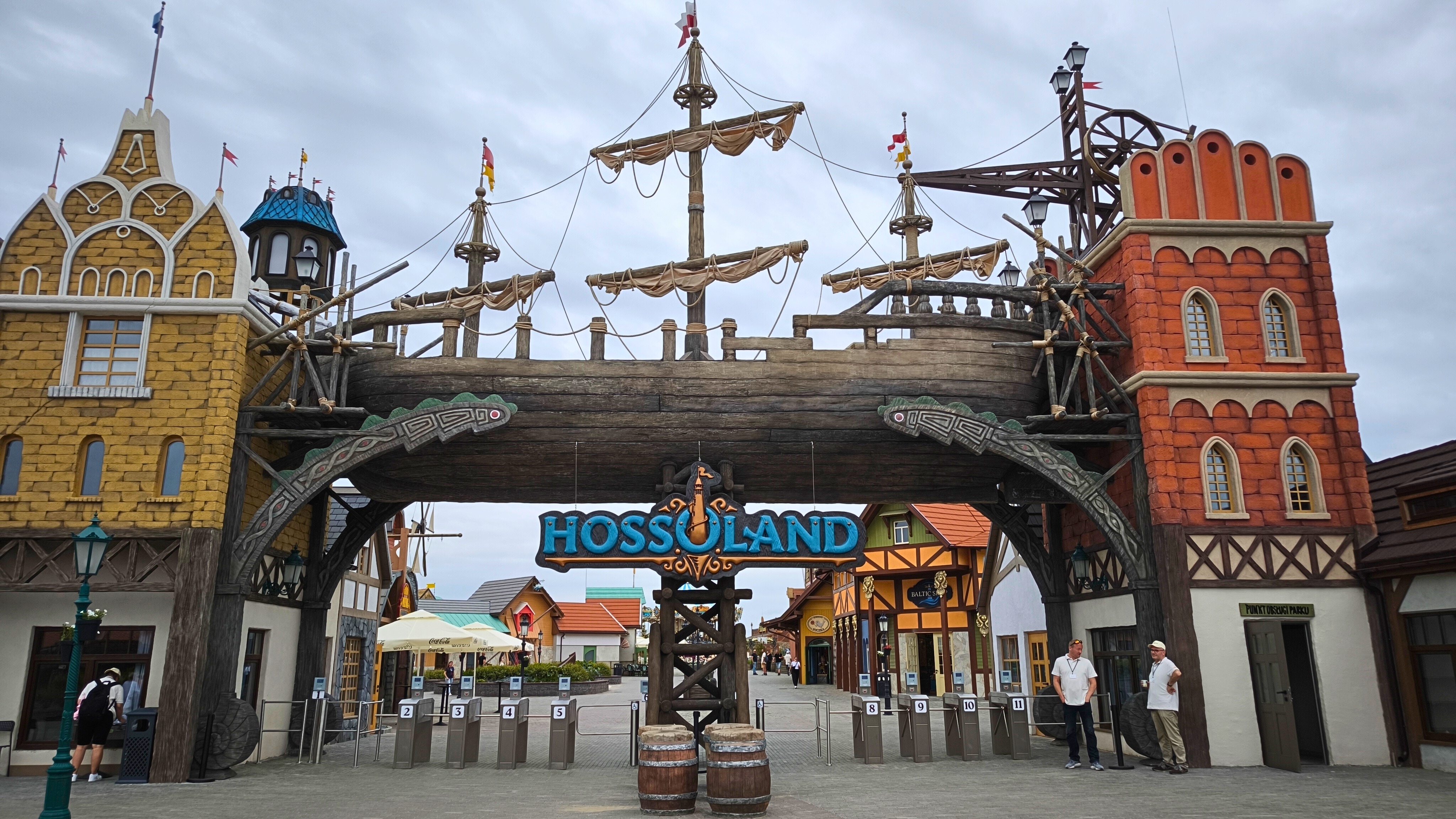 Awarie atrakcji, śledztwo prokuratury, a teraz niespodziewane zamknięcie. Wszystkie grzechy Hossolandu