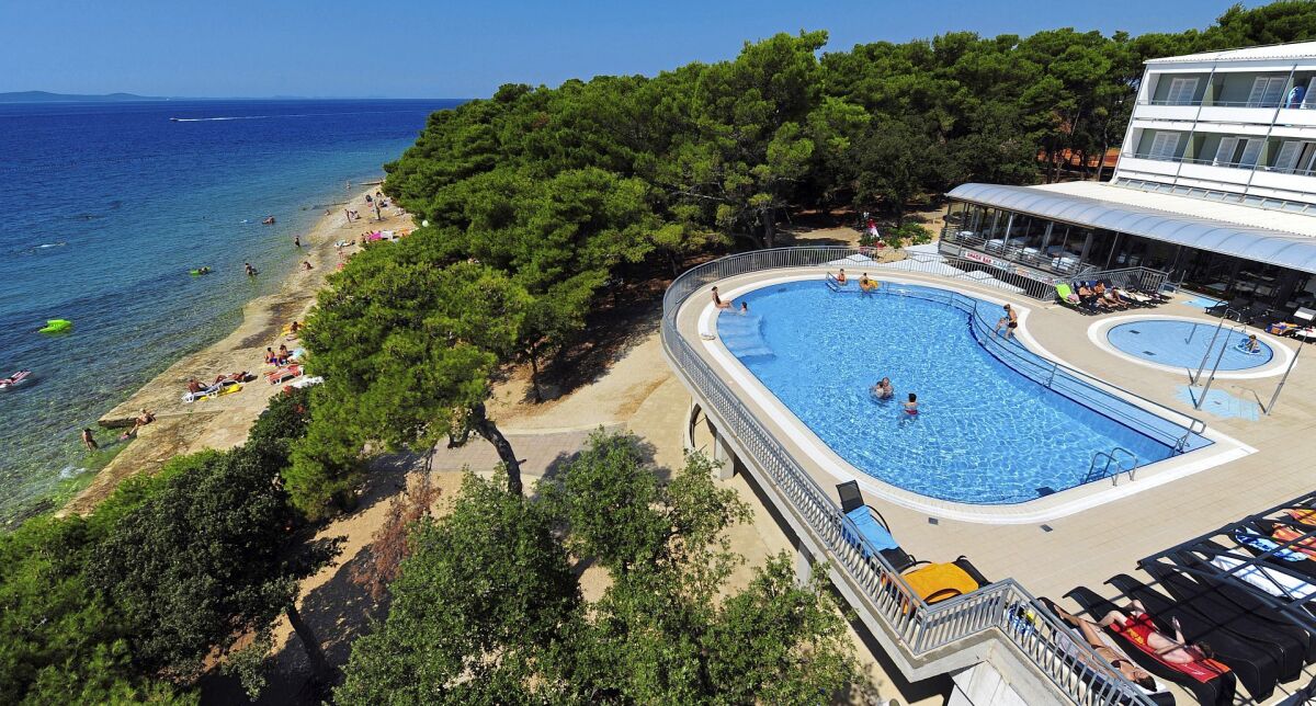 Chorwacki relaks 🌲🏝️ 4* hotel z wyżywieniem za 2247 PLN