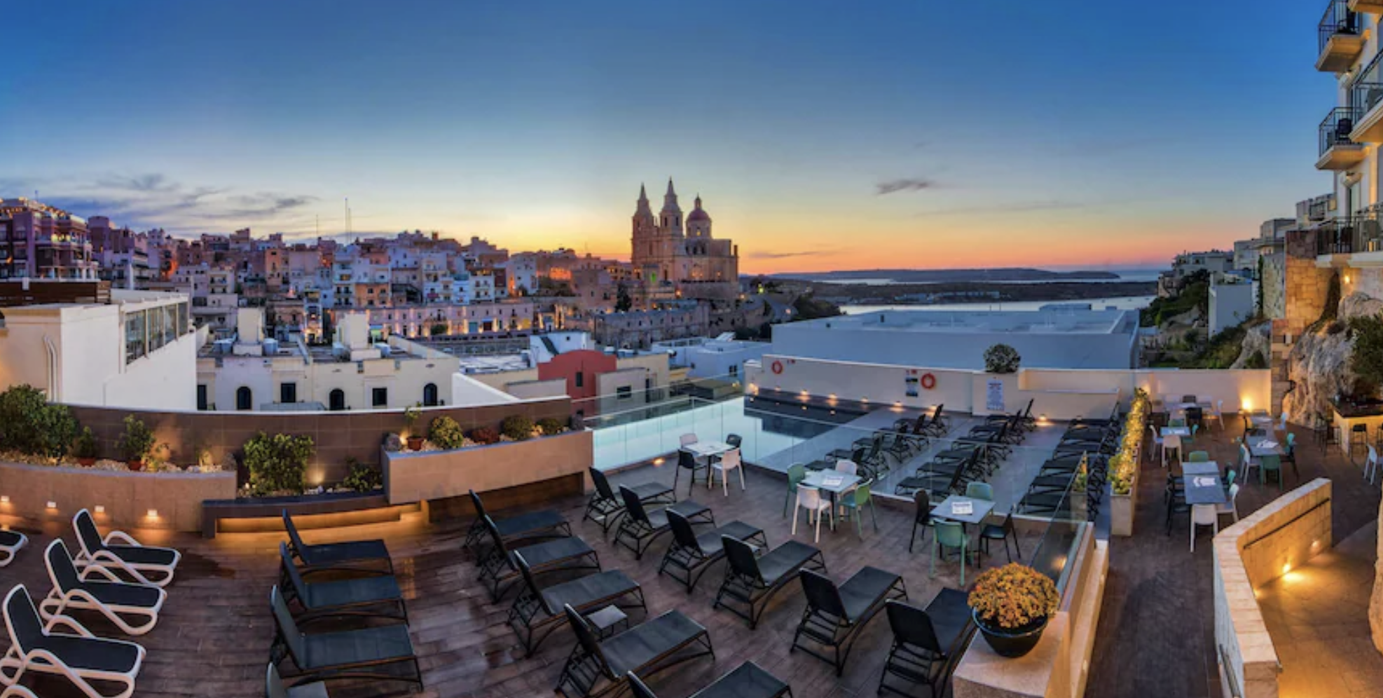 Malta w bajkowej scenerii 🌴✈️ Loty i 4⭐ hotel z widokiem na zatokę za 619 PLN 🌅