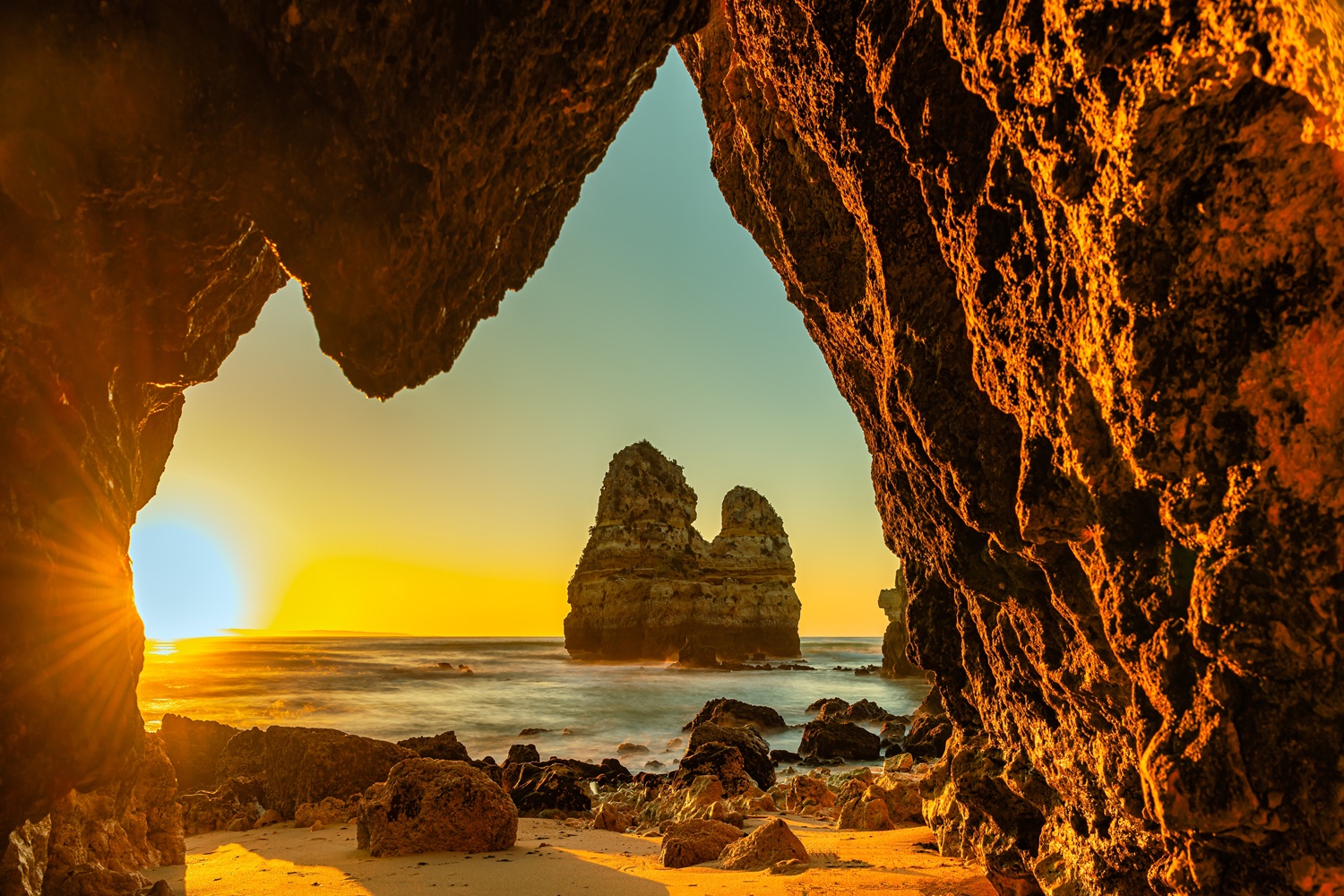 Portugalia jak z pocztówki 📸🌴 Przedłużony weekend w Algarve za 999 PLN ✈️🍹
