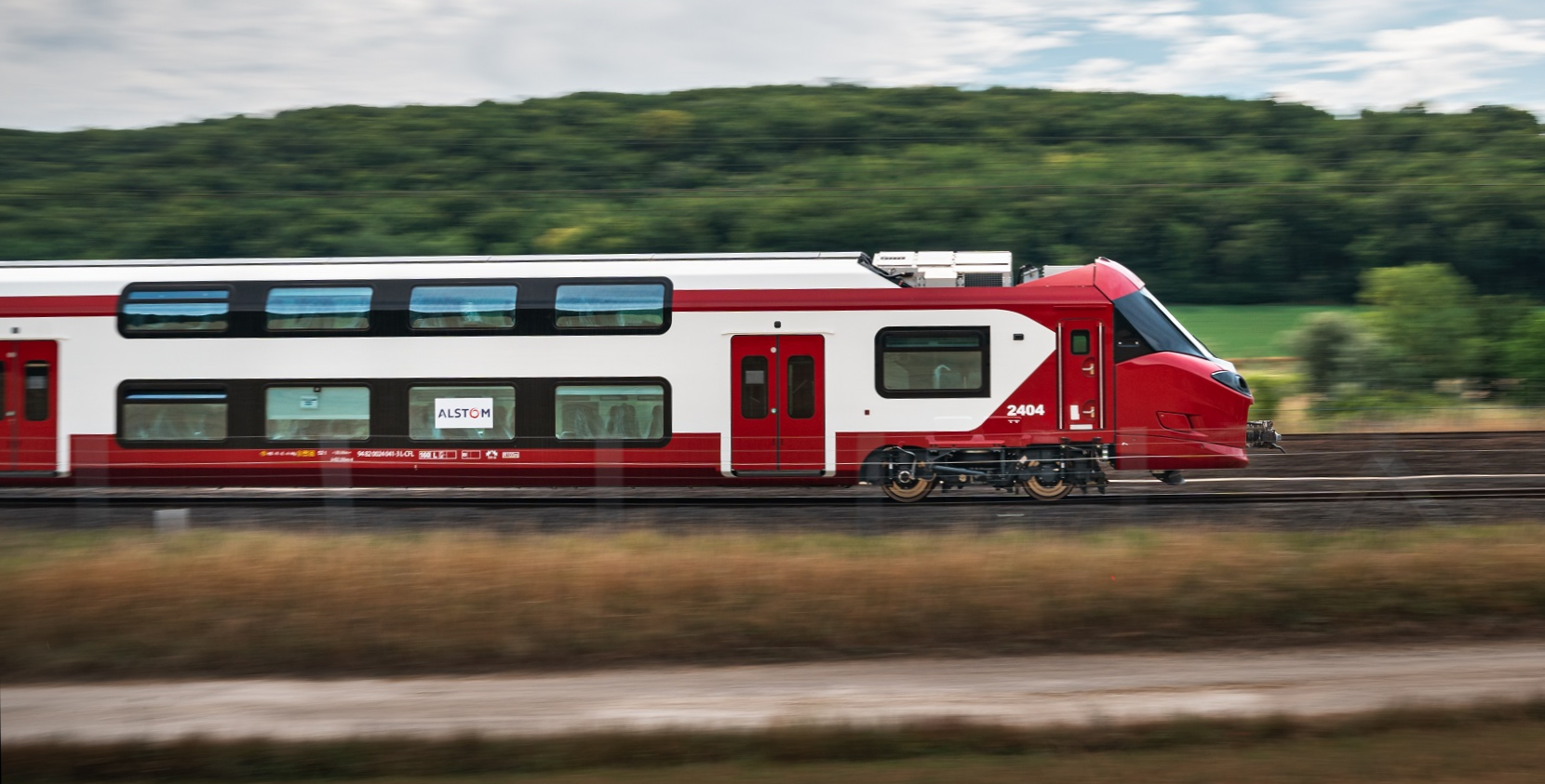 Dwa piętra, 200 km/h i cisza na pokładzie. Maksy zamieszają na polskich torach bardziej niż Pendolino?