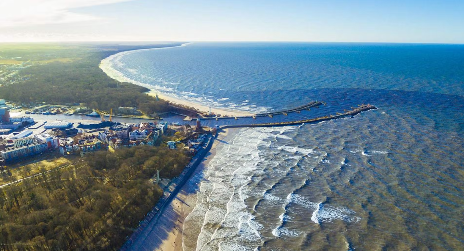 Relaks w Kołobrzegu 🌊 Hotele lub ośrodek wypoczynkowy z basenem i spa, niedaleko plaży 🏖️ 🧖‍♀️