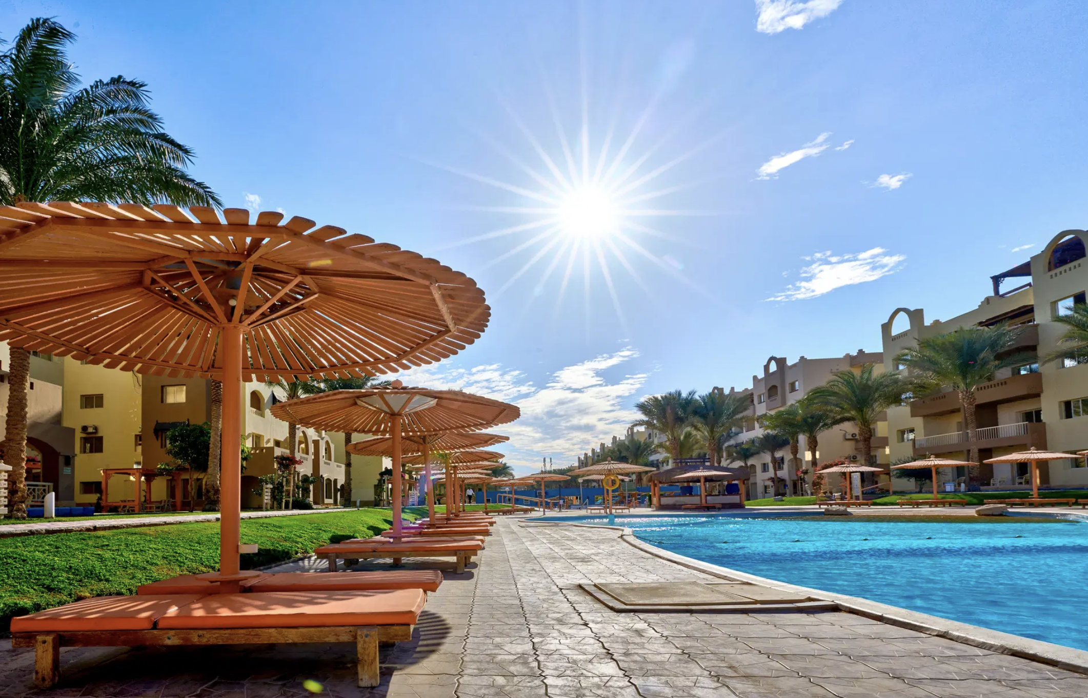 All inclusive w Hurghadzie 🌴🏊 ⭐⭐⭐⭐ hotel z aquaparkiem za 2677 PLN