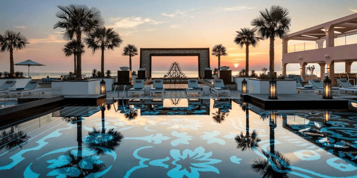 Luksusowy 5* wypoczynek w Zjednoczonych Emiratach Arabskich 🌊☀️ Z wyżywieniem za 3511 PLN