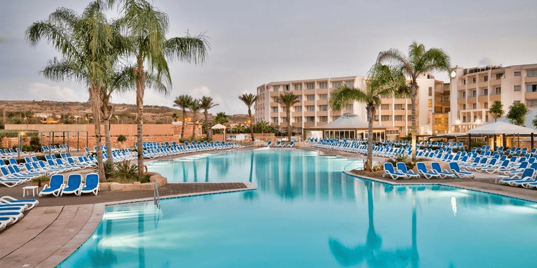 Relaks na Malcie 🎄🌊 4* hotel przy plaży 🌊 z wyżywieniem plus za 1449 PLN 🍴🍹