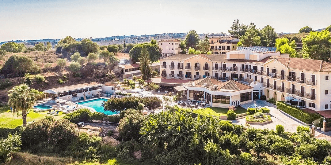 Grecki urlop z widokiem na morze 🏝️🌊 Kefalinia na tydzień od 2332 PLN (⭐⭐⭐ z wyżywieniem🍴)