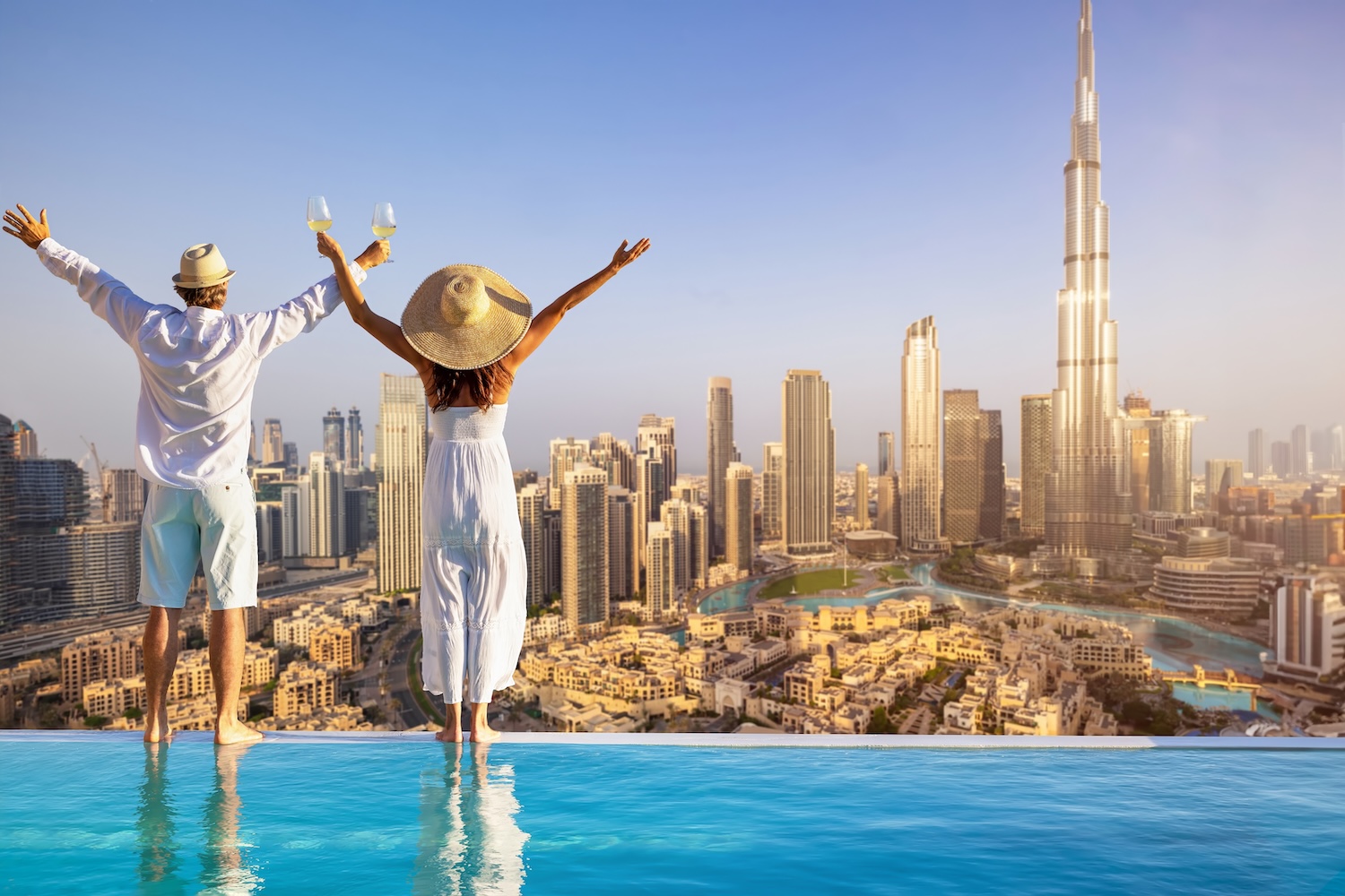 🔥Luksusowy Dubaj 🏙️ w TAKIEJ cenie 🤯 Loty i 5🌟 hotel z basenem na dachu za 1709 PLN 😎🌴