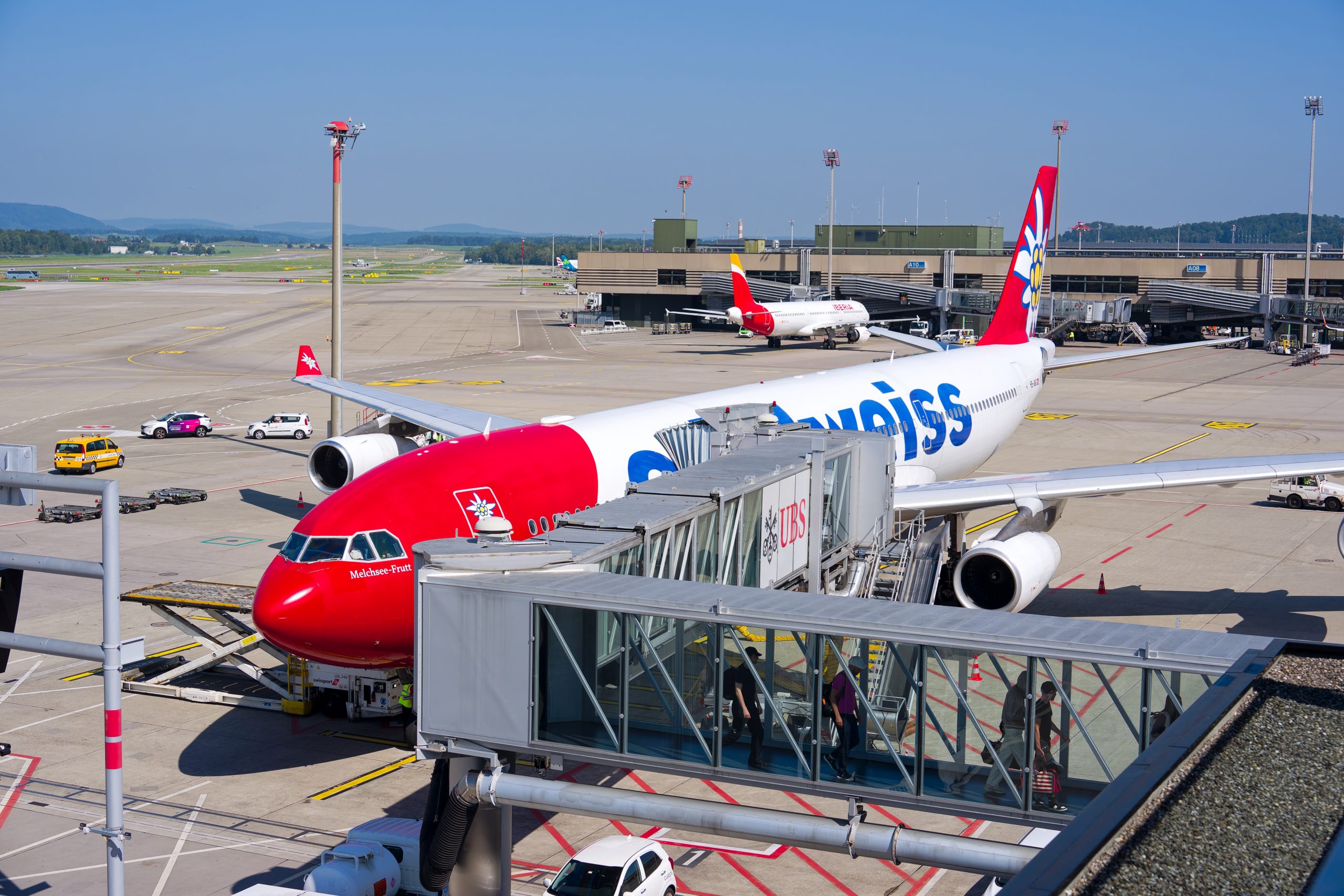 Pasażer bez biletu zakradł się do samolotu, schował w toalecie i nie chciał wyjść. Efekt? 3 godziny opóźnienia!