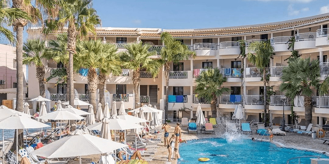 Zakintos all inclusive za 1820 PLN ☀️💙 Słoneczne last minute w ⭐⭐⭐⭐ hotelu na pięknej greckiej wyspie 🏊‍♂️🌴