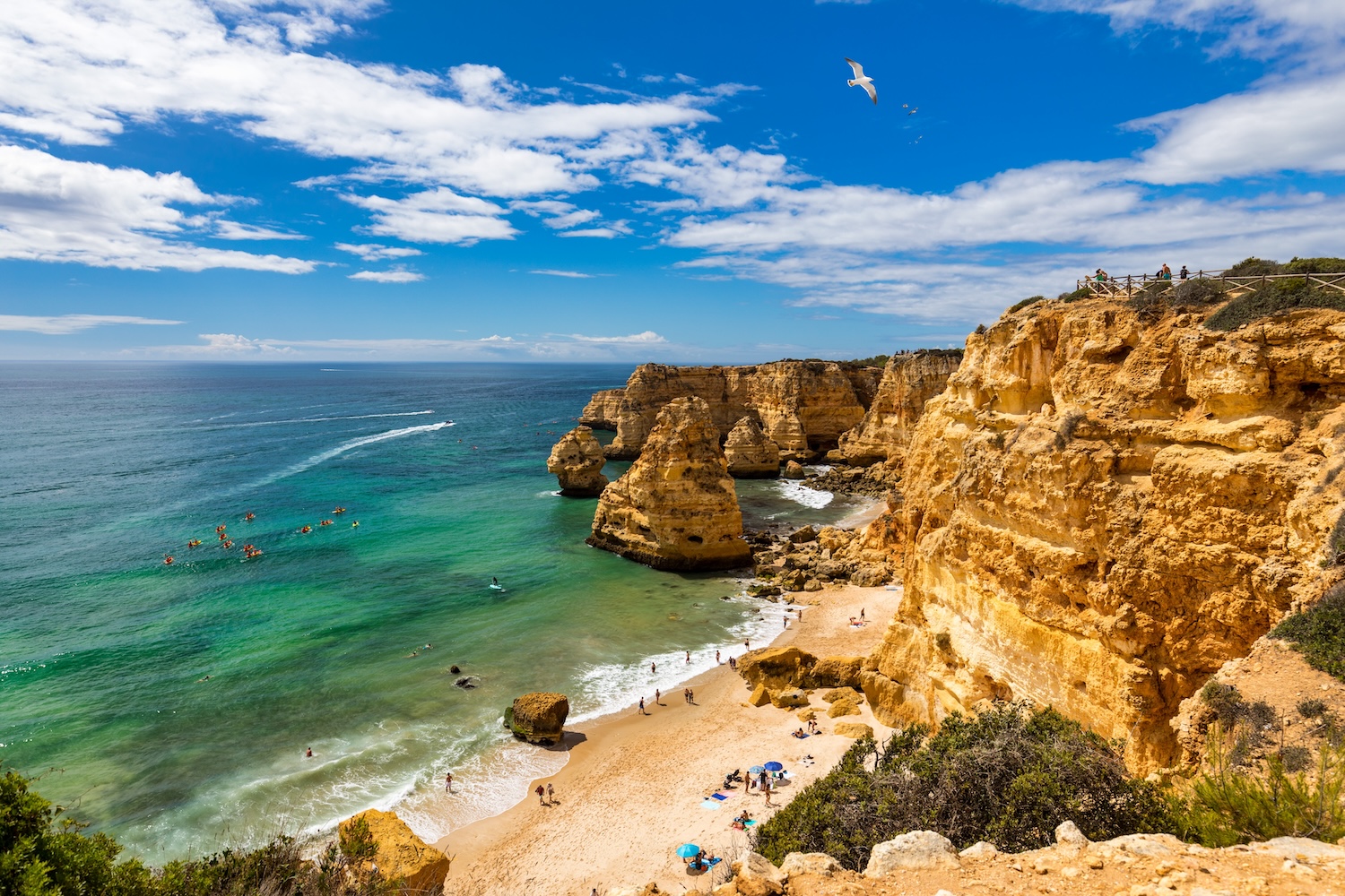 🌴 Oderwij się od codzienności 🤩🌊 Przedłużony weekend w Algarve za 869 PLN ☀️