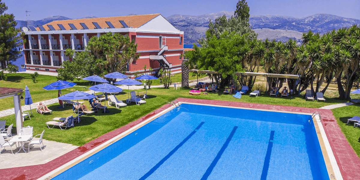 First minute: Kefalinia na tydzień za 2090 PLN 🏝️ Kameralny hotel z widokiem na zatokę 🌊
