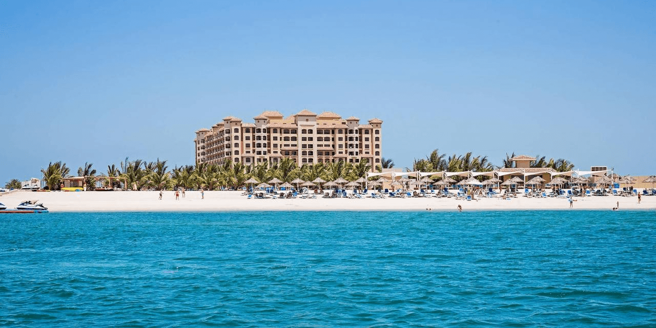 Luksusowy 5* resort w Ras al-Chajma 🌴🏖️ 7 dni z HB za 3099 PLN