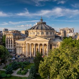 Weekend z termami w tle 👙♨️ City break w Bukareszcie za 369 PLN ✈️ + 🛌