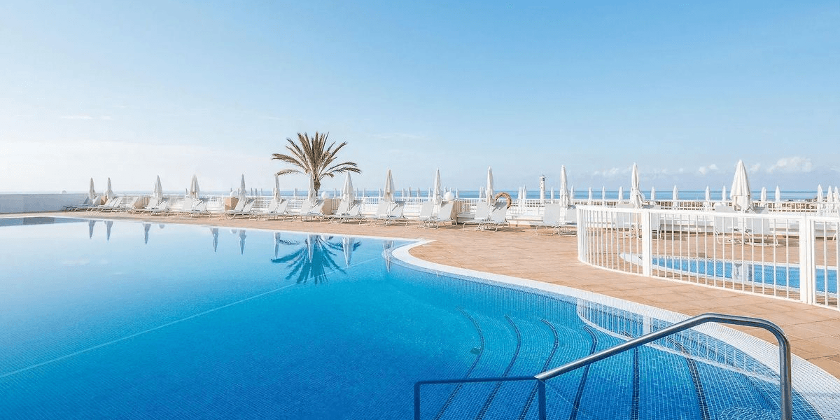 Zimowy wypoczynek na Fuerteventurze 🏖️ All inclusive w 4 ⭐️ hotelu za 2855 PLN 😎